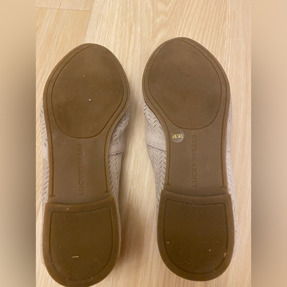 Lucky Brand Loafer LP-Brogan Gray Pointed Flat - Picture 7 of 7